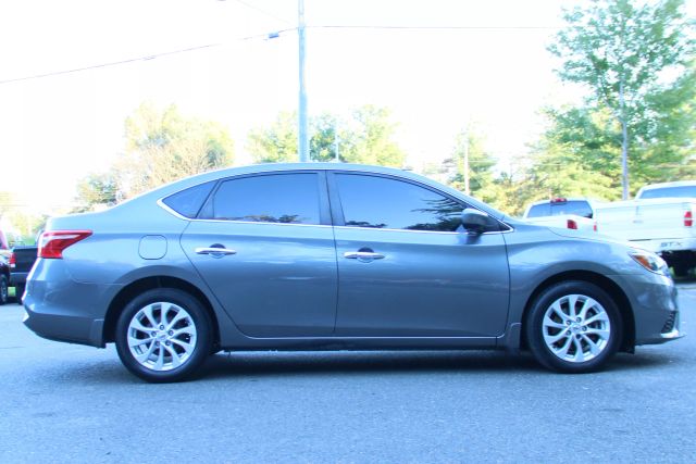 2018 Nissan Sentra - Image 8