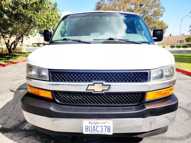 2018 Chevrolet Express 2500 Passenger - Image 2