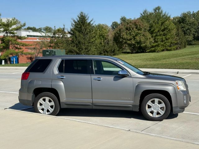 2012 Gmc Terrain - Image 4