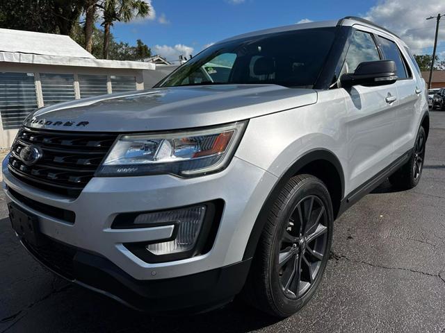 2016 Ford Explorer XLT photo 29