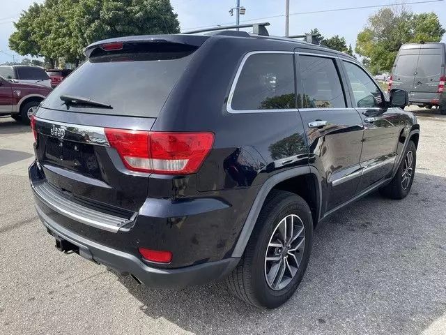 2011 Jeep Grand Cherokee - Image 23