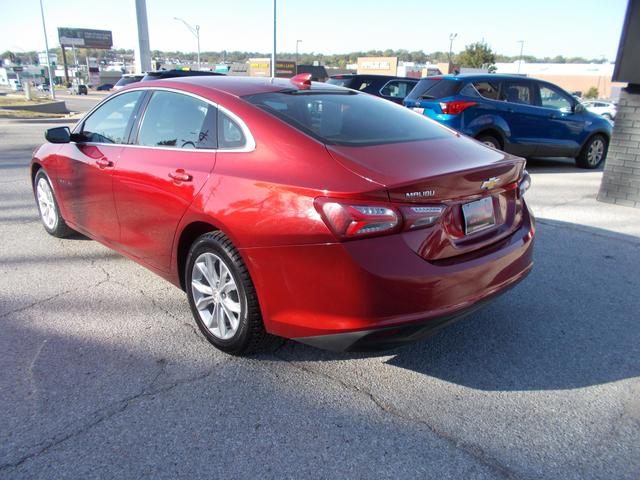 2019 Chevrolet Malibu LT photo 6