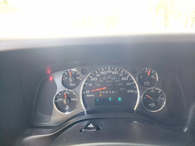 2018 Chevrolet Express 2500 Passenger - Image 14