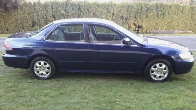 2001 Honda Accord - Image 8
