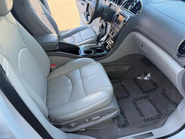 2017 Buick Enclave Leather photo 32