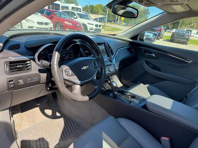 2014 Chevrolet Impala 2LT photo 2