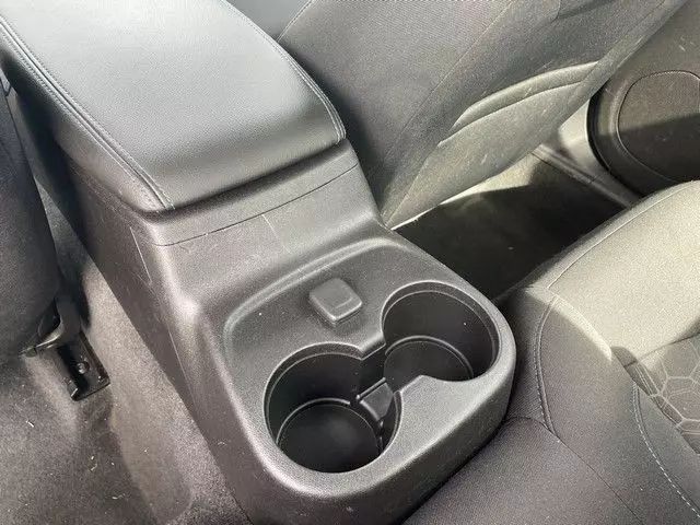 2017 Chevrolet Volt - Image 29