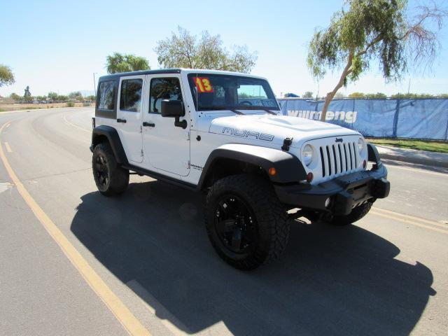 2013 Jeep Wrangler Unlimited Sahara photo 4