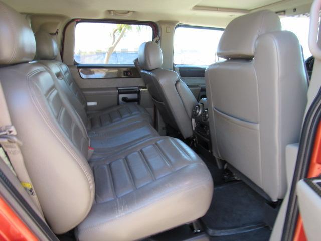 2003 Hummer H2 Base photo 13