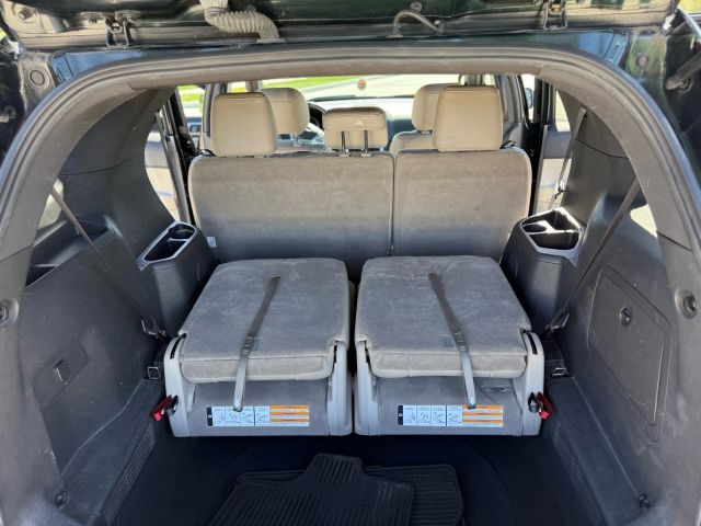 2013 Ford Explorer - Image 18