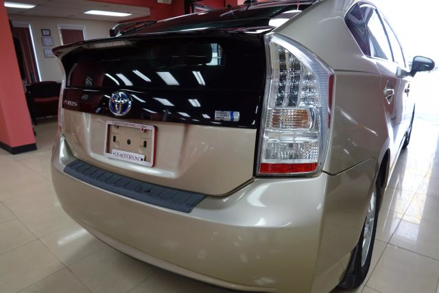 2011 Toyota Prius - Image 5