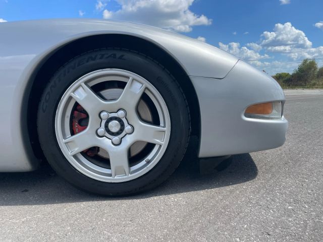 1998 Chevrolet Corvette - Image 9