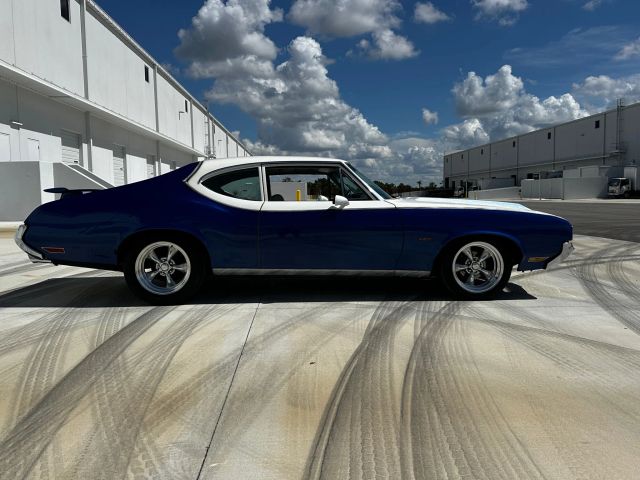 1970 Oldsmobile Cutlass - Image 11