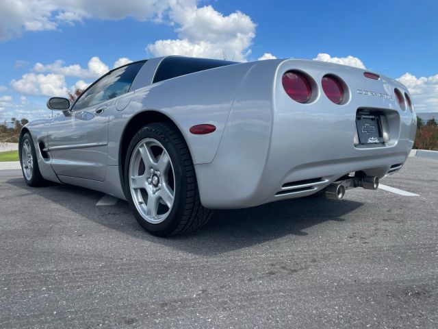 1998 Chevrolet Corvette - Image 25