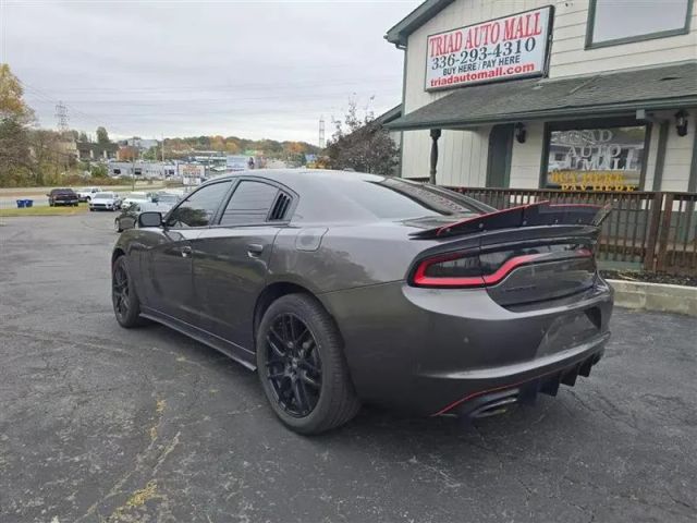 2015 Dodge Charger - Image 7