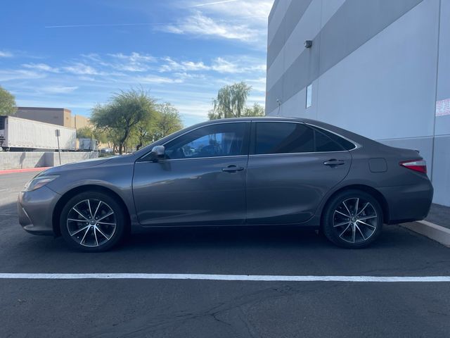 2017 Toyota Camry - Image 9