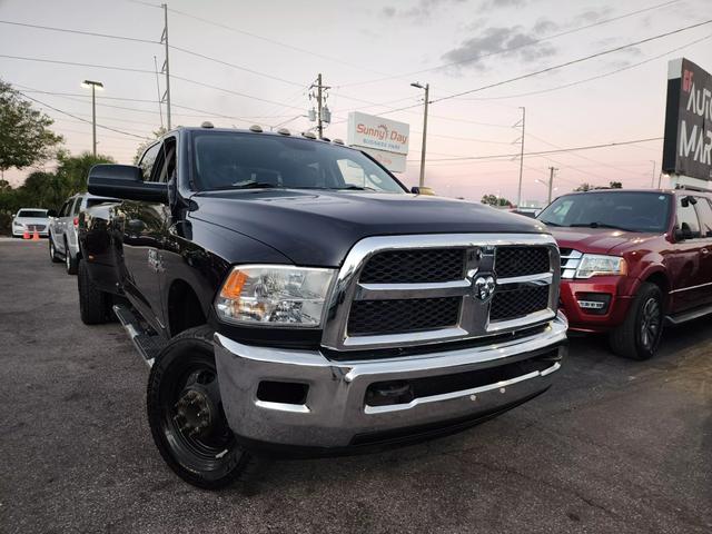 2017 RAM Ram 3500 Pickup Tradesman photo 2