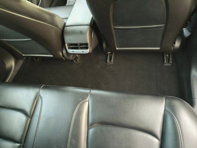 2020 Tesla Model 3 - Image 34