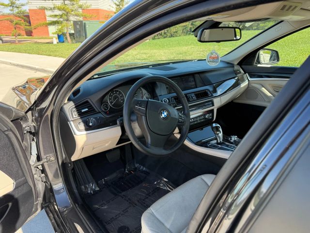 2012 Bmw 5 Series - Image 11