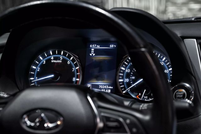 2021 Infiniti Q50 Luxe Sedan 4d - Image 22