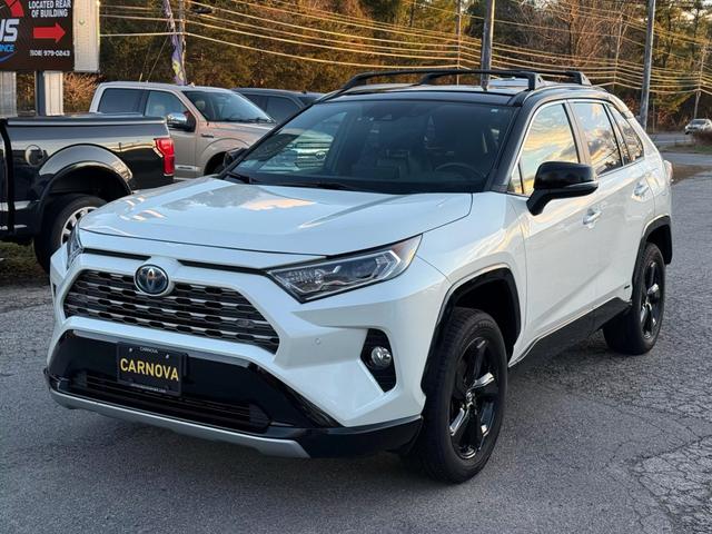 2018 Toyota RAV4 LE photo 35