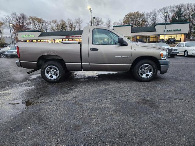 2006 Dodge Ram 1500 Pickup ST photo 4