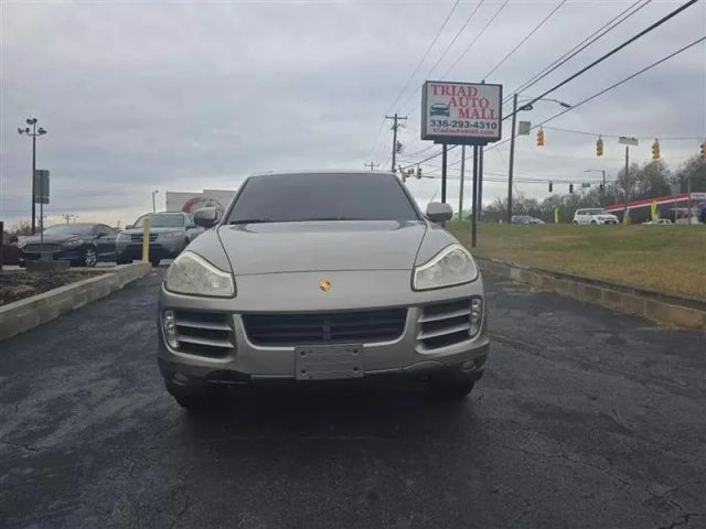 2009 Porsche Cayenne - Image 2