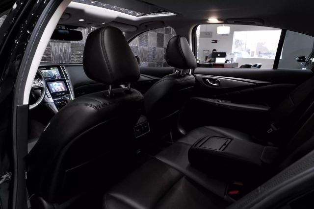 2021 Infiniti Q50 Luxe Sedan 4d - Image 39