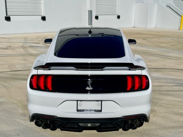 2022 Ford Mustang - Image 21