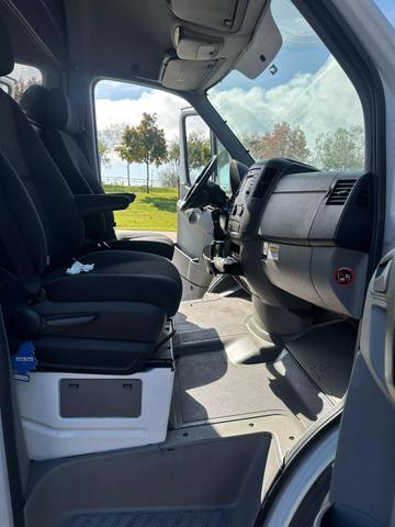 2018 Mercedes-Benz Sprinter Cargo Van Base photo 8