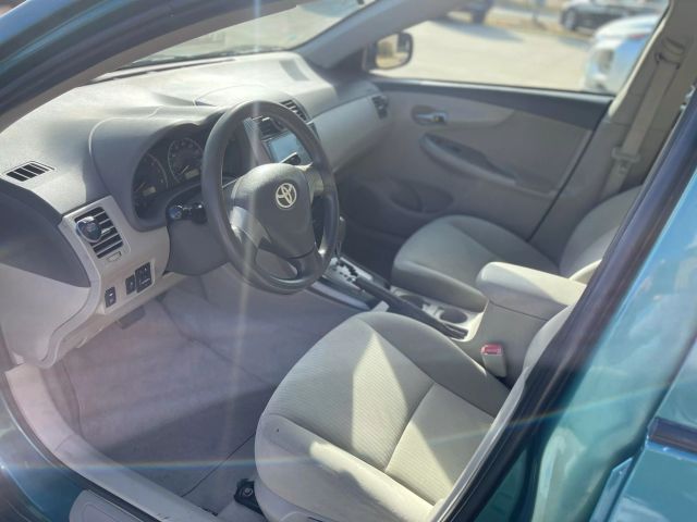 2010 Toyota Corolla - Image 9