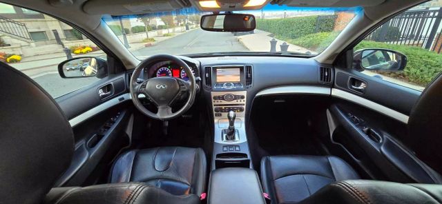 2007 Infiniti G35x Sedan 4d - Image 14