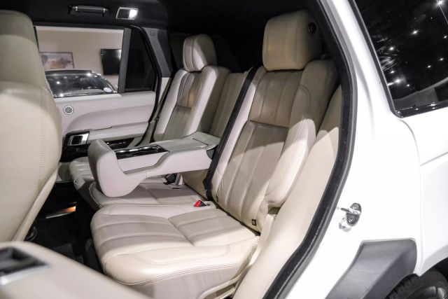 2013 Land Rover Range Rover Hse Sport Utility 4d - Image 39
