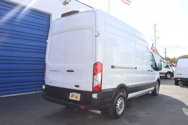 2022 Ford Transit 250 Cargo Van - Image 8