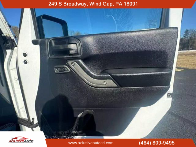 2016 JEEP WRANGLER SUV V6, 3.6 LITER UNLIMITED SPORT SUV 4D - Xclusive Auto Ltd