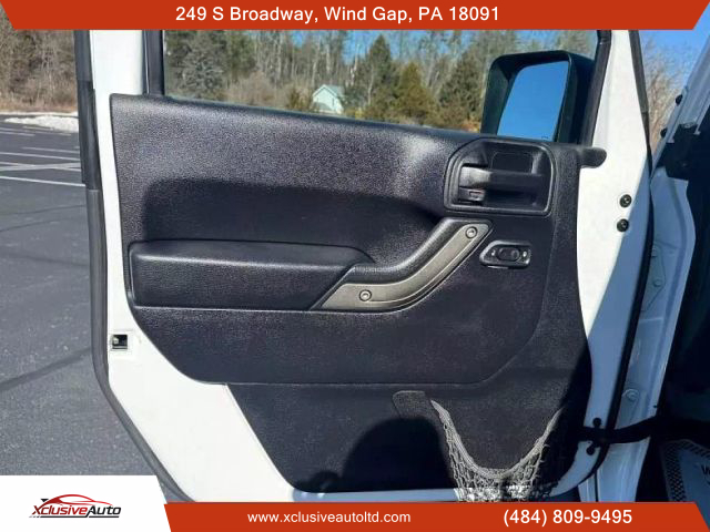 2016 JEEP WRANGLER SUV V6, 3.6 LITER UNLIMITED SPORT SUV 4D - Xclusive Auto Ltd