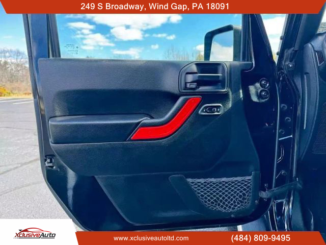2018 JEEP WRANGLER UNLIMITED SUV V6, 3.6 LITER SAHARA (JK) SPORT UTILITY 4D - Xclusive Auto Ltd