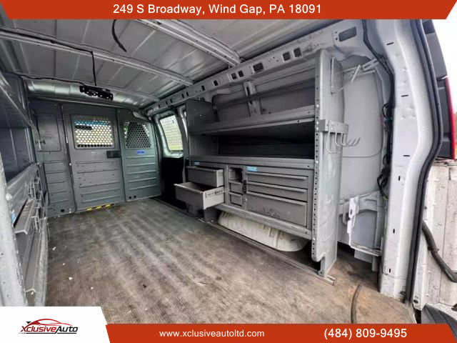 2018 CHEVROLET EXPRESS 2500 CARGO CARGO V6, 4.3 LITER VAN 3D - Xclusive Auto Ltd