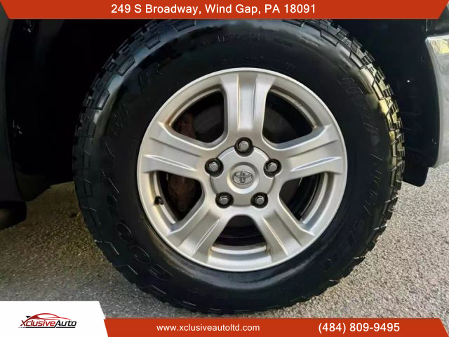 2007 TOYOTA TUNDRA DOUBLE CAB PICKUP V8, 5.7 LITER SR5 PICKUP 4D 6 1/2 FT - Xclusive Auto Ltd