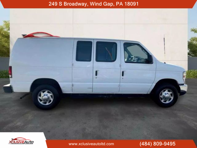2010 FORD E250 CARGO CARGO V8, 4.6 LITER VAN 3D - Xclusive Auto Ltd