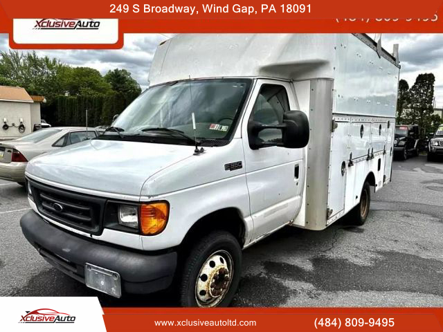2005 FORD E350 SUPER DUTY CUTAWAY VAN V8, TURBO DSL 6.0L VAN CAB-CHASSIS 2D - Xclusive Auto Ltd