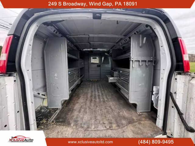 2018 CHEVROLET EXPRESS 2500 CARGO CARGO V6, 4.3 LITER VAN 3D - Xclusive Auto Ltd