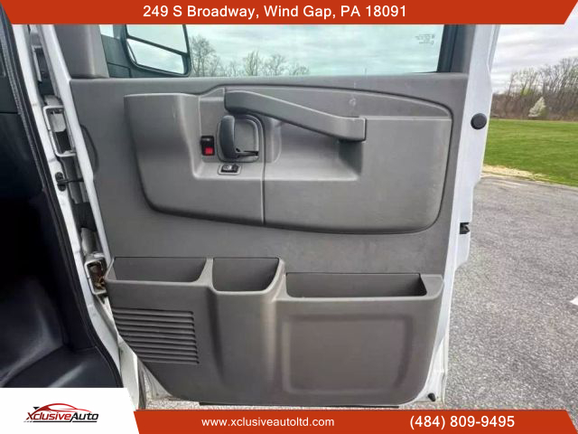 2018 CHEVROLET EXPRESS 2500 CARGO CARGO V6, 4.3 LITER VAN 3D - Xclusive Auto Ltd