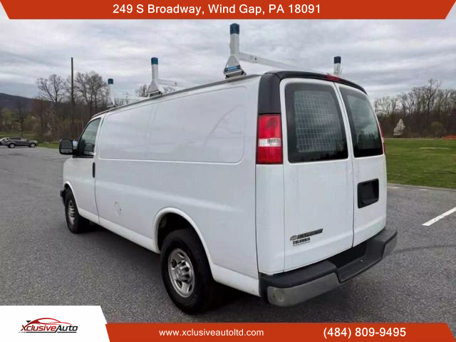 2018 CHEVROLET EXPRESS 2500 CARGO CARGO V6, 4.3 LITER VAN 3D - Xclusive Auto Ltd