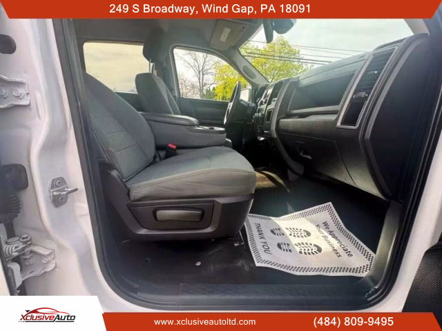 2015 RAM 1500 CREW CAB PICKUP V8, HEMI, 5.7 LITER TRADESMAN PICKUP 4D 6 1/3 FT - Xclusive Auto Ltd