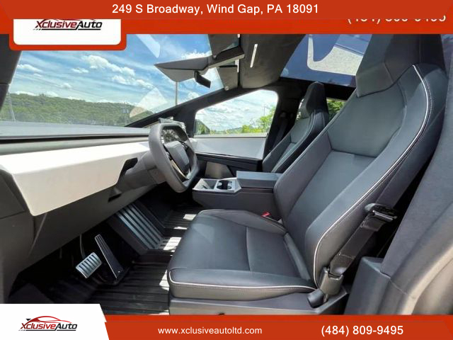 2024 TESLA CYBERTRUCK PICKUP DUAL AC ELECTRIC MOTORS ALL-WHEEL DRIVE PICKUP 4D 6 FT - Xclusive Auto Ltd