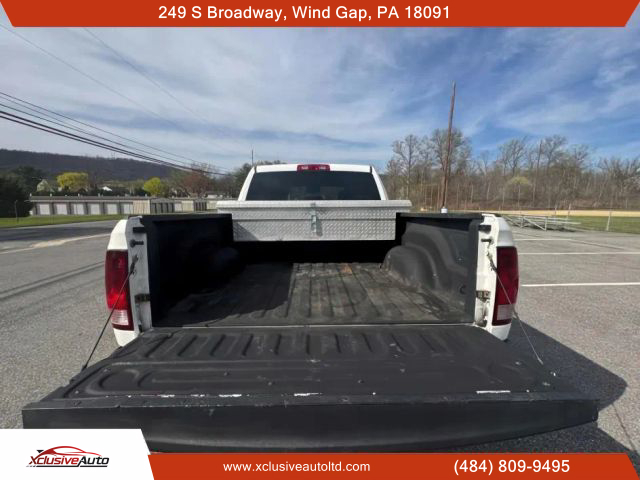 2015 RAM 1500 CREW CAB PICKUP V8, HEMI, 5.7 LITER TRADESMAN PICKUP 4D 6 1/3 FT - Xclusive Auto Ltd