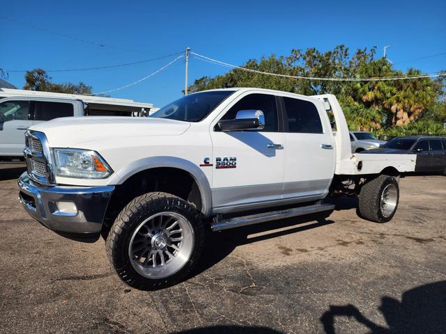 2015 RAM Ram 3500 Pickup Laramie photo 3