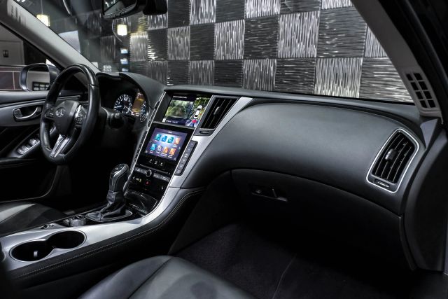 2021 Infiniti Q50 Luxe Sedan 4d - Image 15