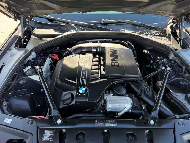 2012 Bmw 5 Series - Image 32